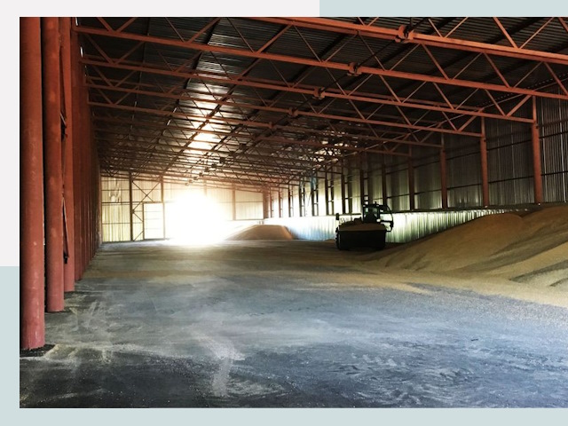 Строительство зернохранилищ в Юбилейном