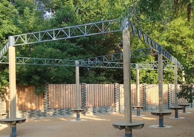 Терраса из металлоконструкций под ключ, проектирование, изготовление и монтаж от СтальСтрой-Юбл